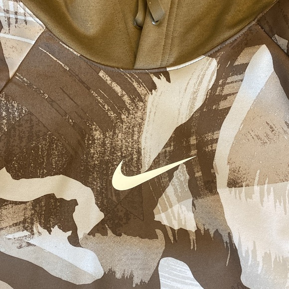 Nike Men’s Cascade Brushstroke Camo Hoodie - Medium - Therma Fit - Picture 2 of 4